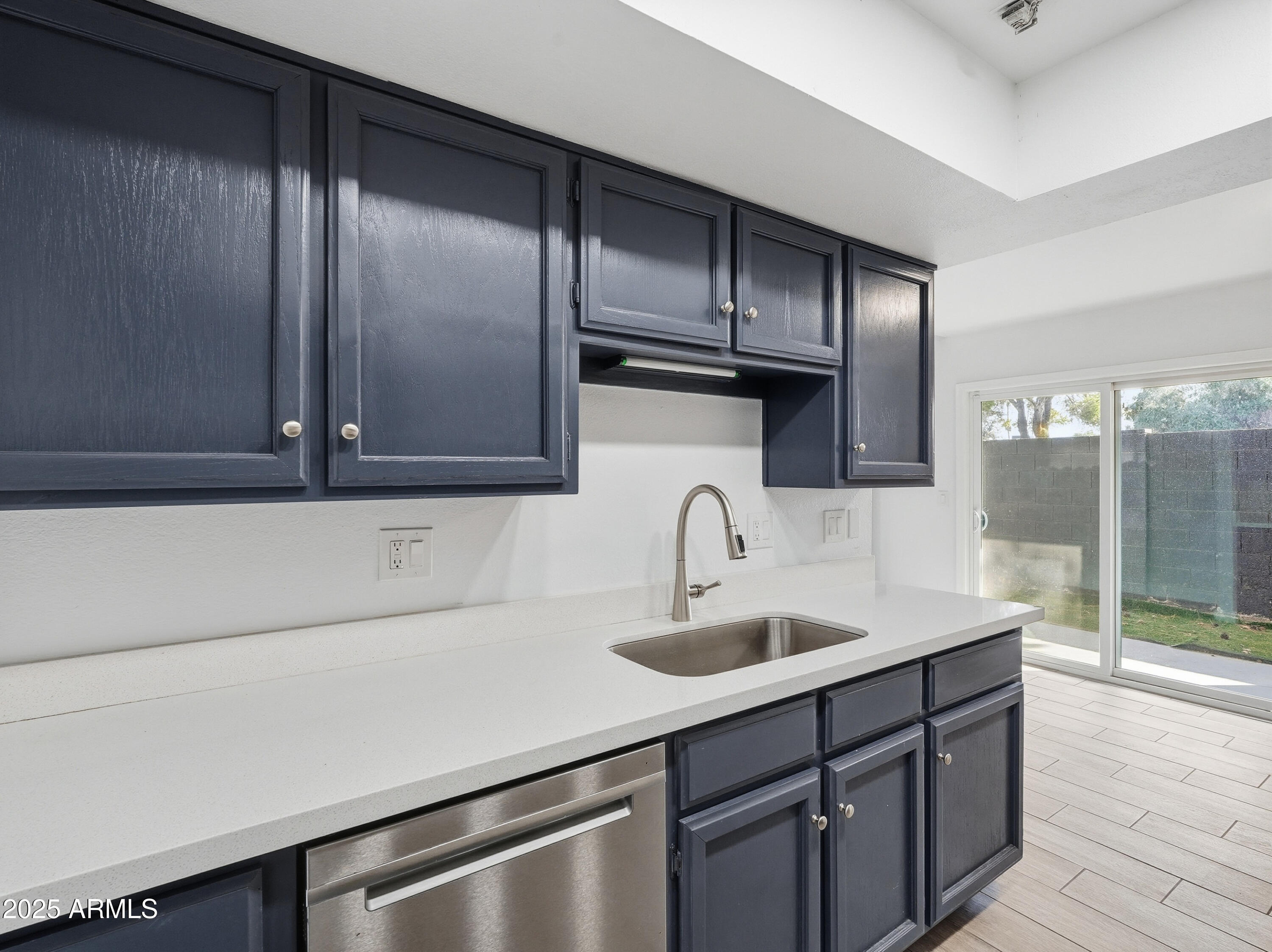 222 West Brown Road, Unit 66 Mesa, AZ 85201 - Photo 8 of 21 Kitchen