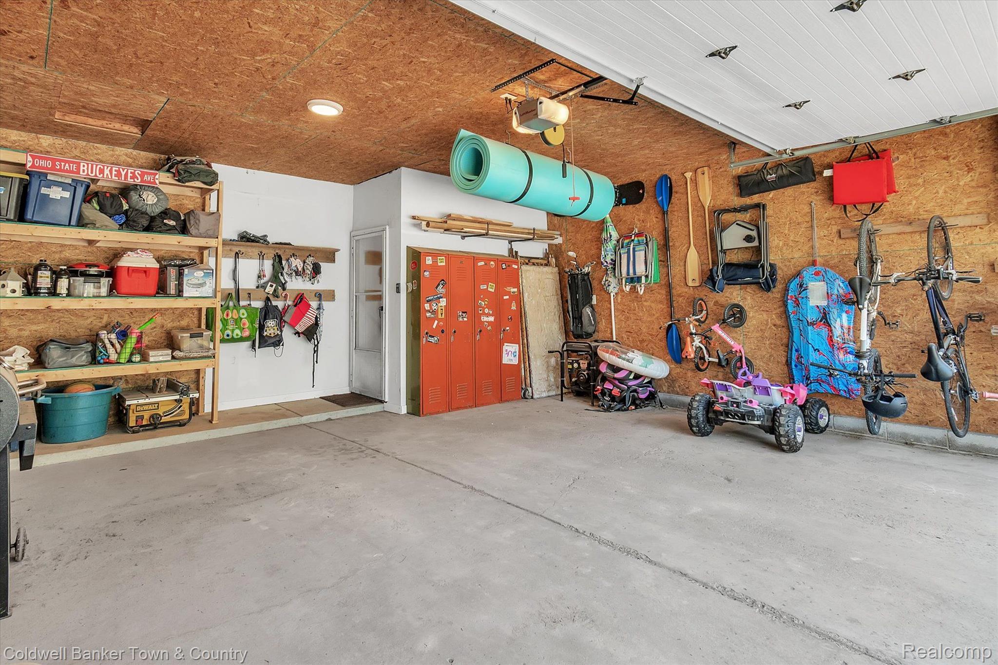 7110 Bergin Road Howell, MI 48843 - Photo 41 of 65 Garage