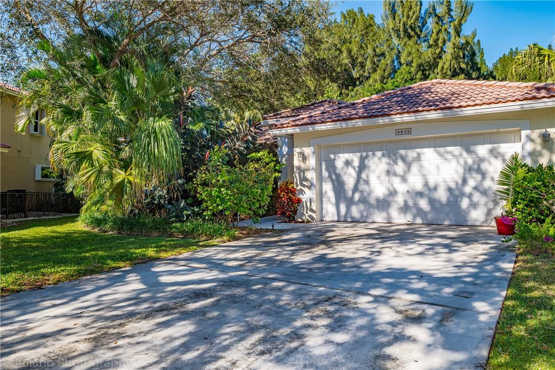 4845 North Lee Road Delray Beach, FL 33445 - Photo 3 of 40 Photo 3