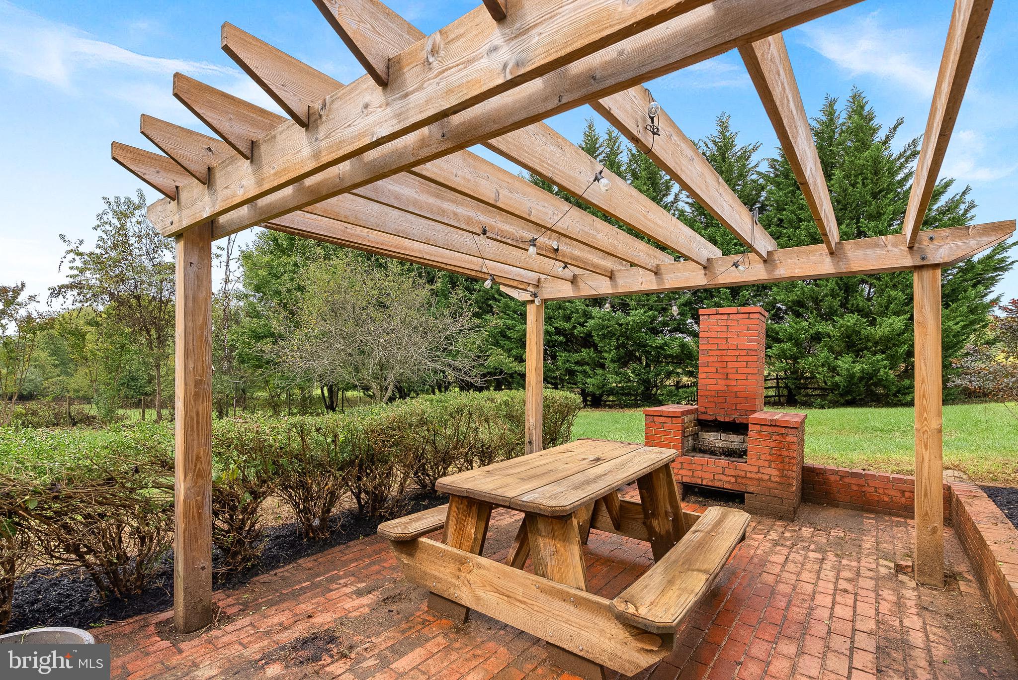 16545 Clarkes Gap Road Paeonian Springs, VA 20129 - Photo 32 of 37 Patio with pergola
