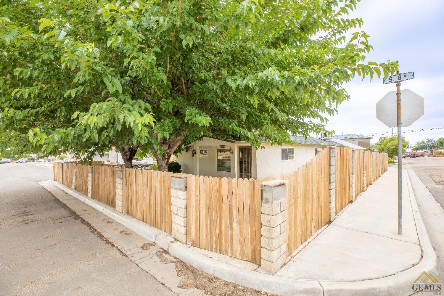 Undisclosed Address Taft, CA 93268 - Photo 19 of 24 a view of a house with wooden fence