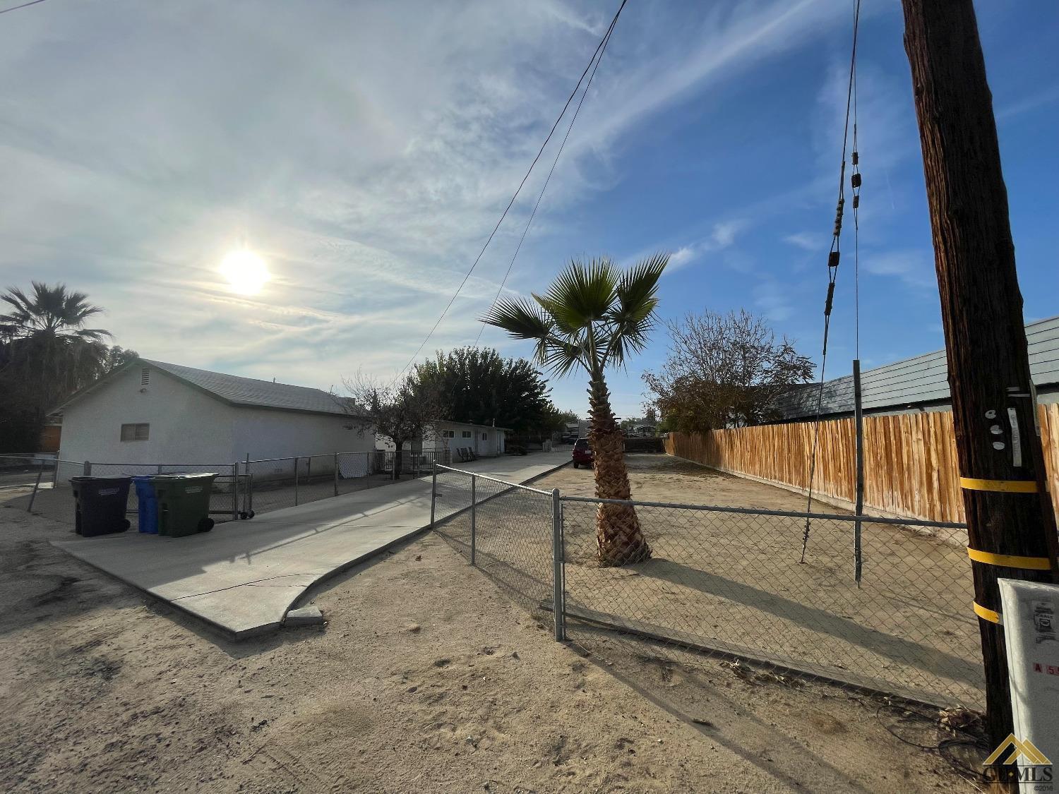 Undisclosed Address Taft, CA 93268 - Photo 23 of 24 a view of a terrace