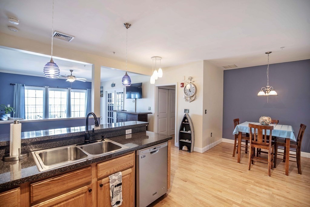 233 Beach Road, Unit A4 Salisbury, MA 01952 - Photo 12 of 38 Gallery Image 12