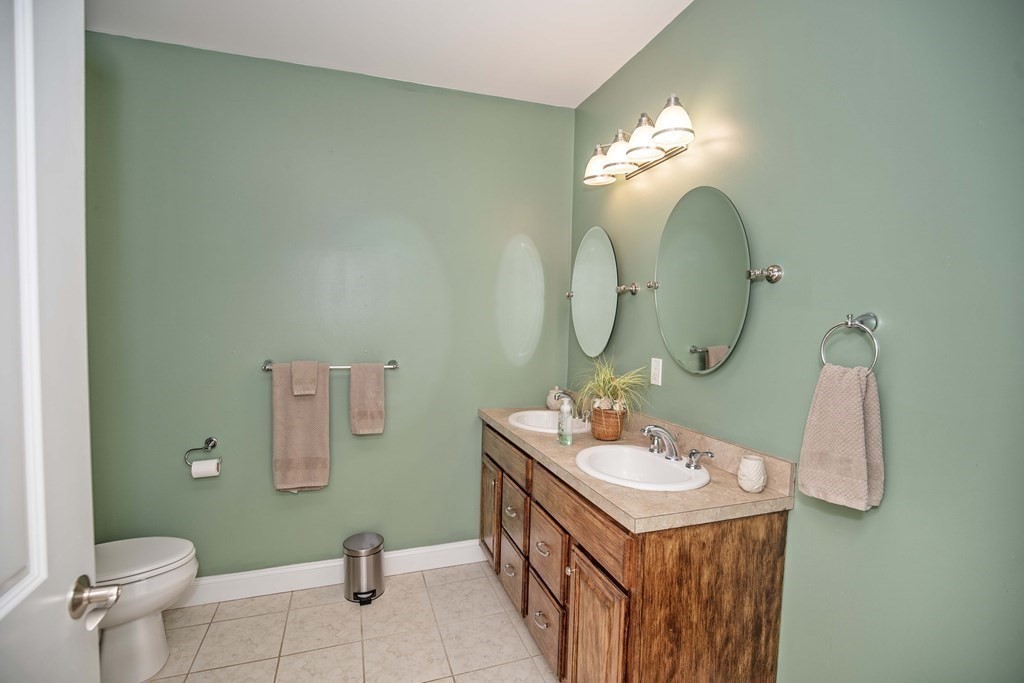 233 Beach Road, Unit A4 Salisbury, MA 01952 - Photo 29 of 38 Gallery Image 29