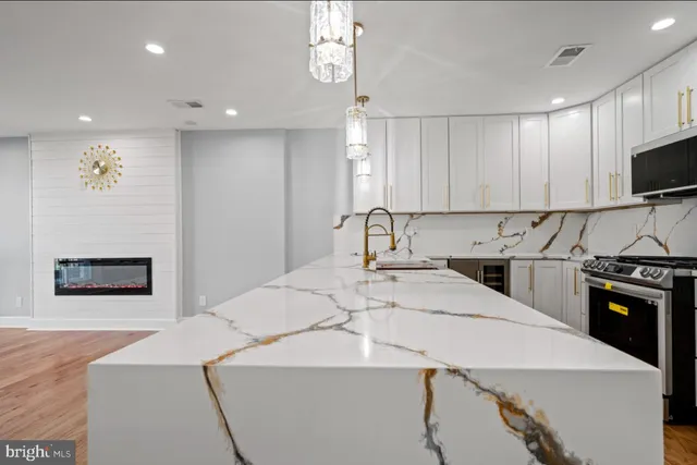 $559,000 | 2236 15th Street Northeast, Washington, DC 20018