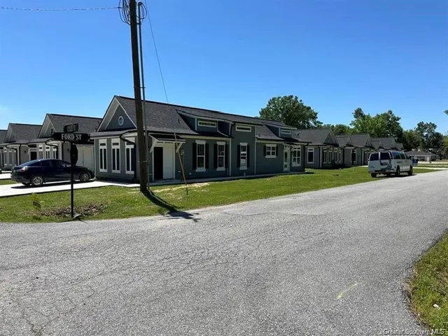 $1,350 | 305 Lyles Street, Kinder, LA 70648