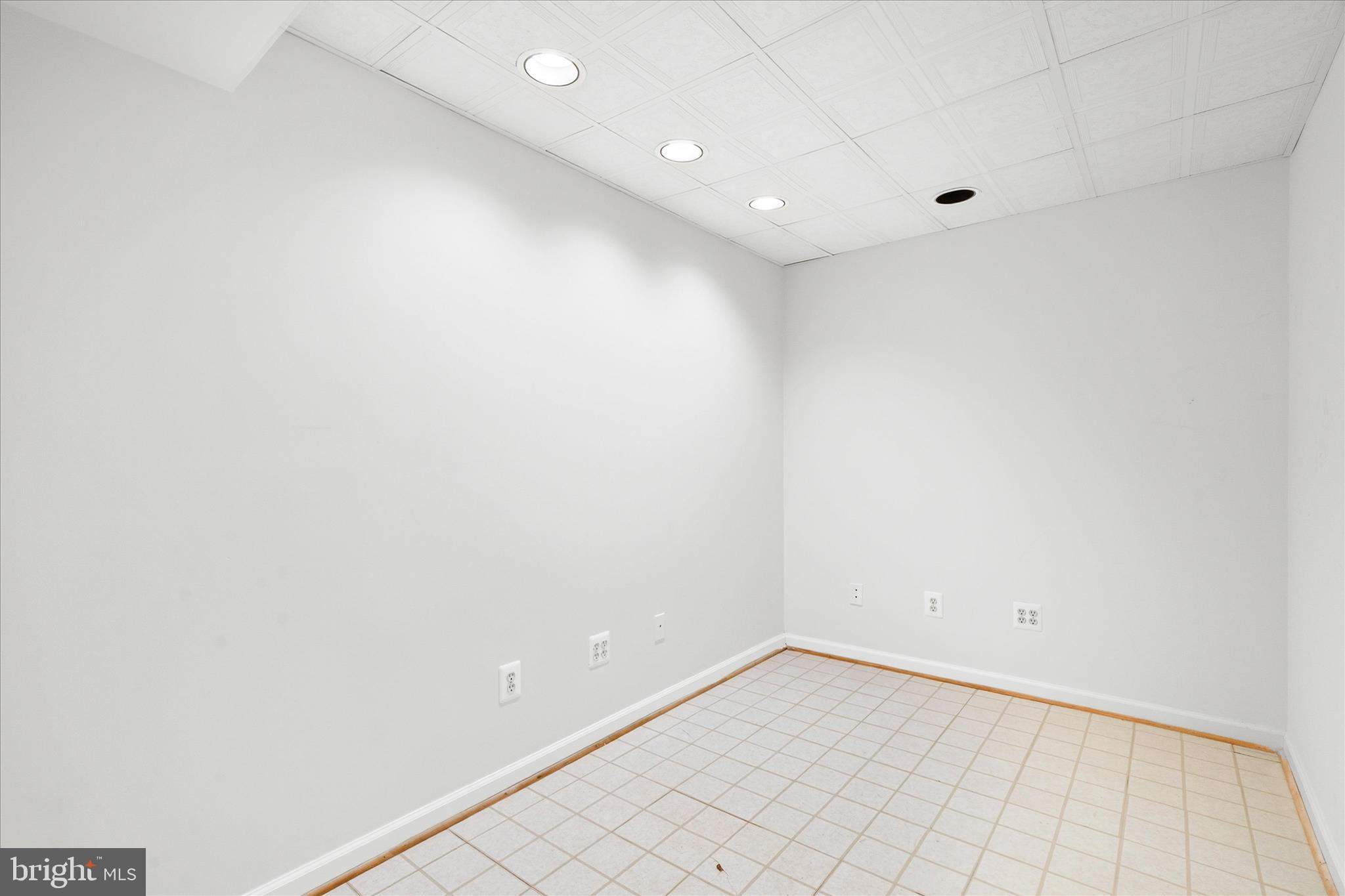 1727 Algonquin Road Frederick, MD 21701 - Photo 42 of 59 1727 Algonquin Rd-042
