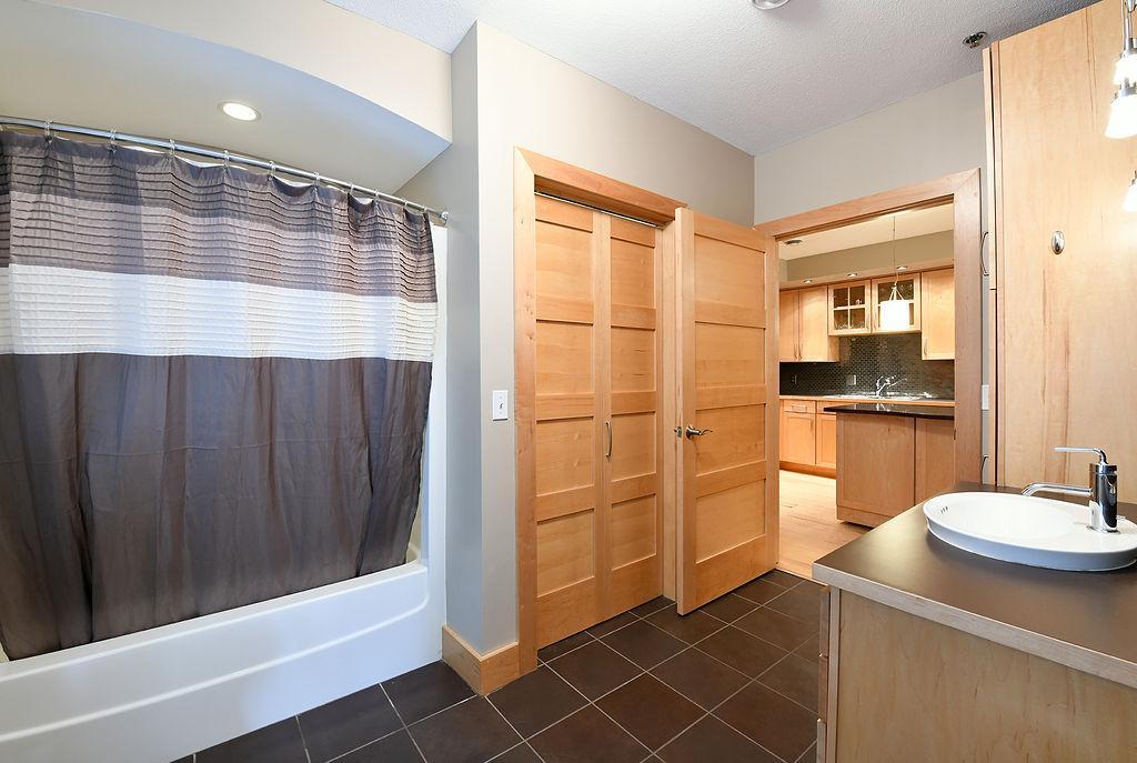 319 Broadway North, Unit 305 Fargo, ND 58102 - Photo 18 of 24