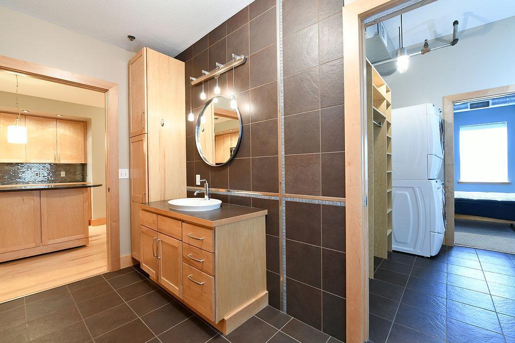 319 Broadway North, Unit 305 Fargo, ND 58102 - Photo 20 of 24