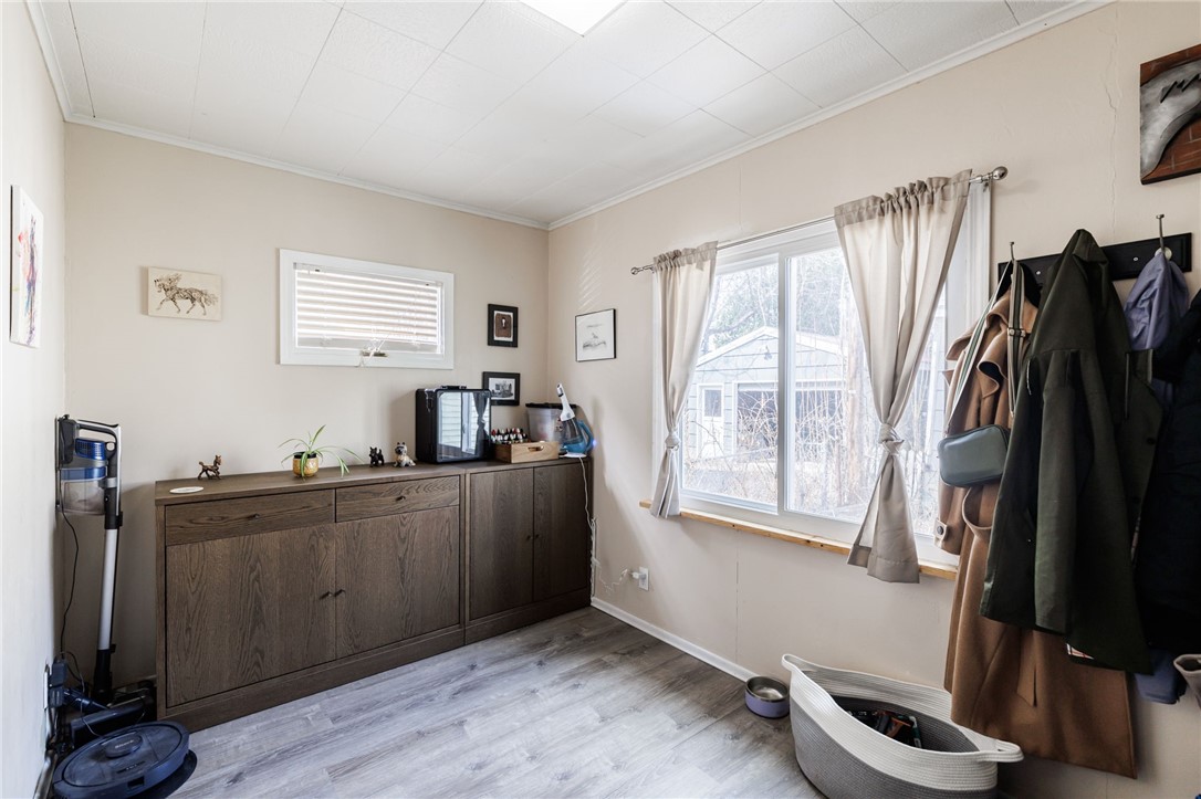 115 Allandale Avenue Rochester, NY 14610 - Photo 10 of 18