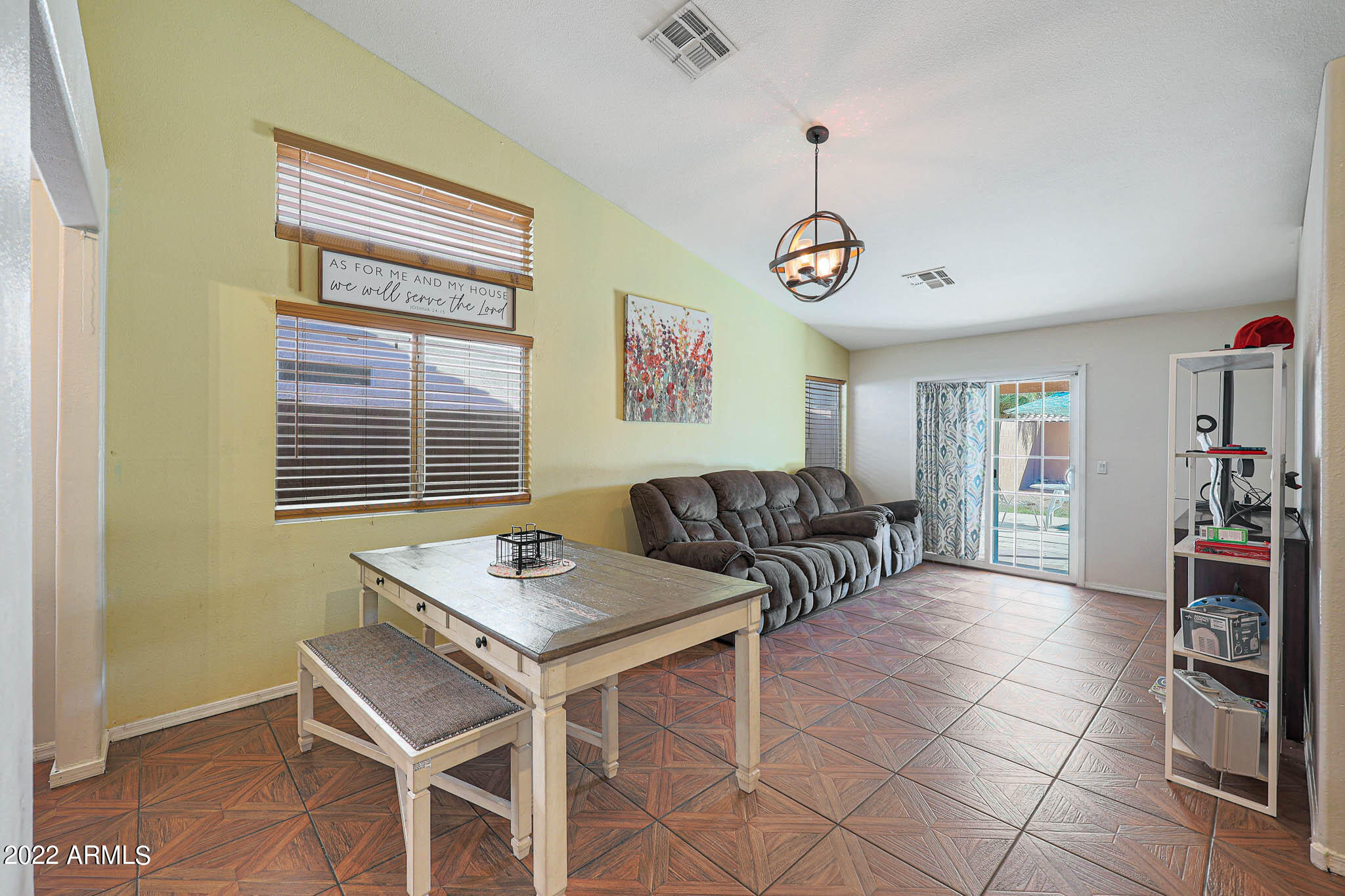 8415 West Monte Vista Road Phoenix, AZ 85037 - Photo 2 of 10 B (5)