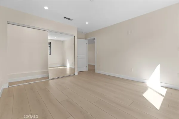 $2,395,000 | 2101 East Glenoaks Boulevard, Glendale, CA 91206