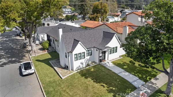 $2,395,000 | 2101 East Glenoaks Boulevard, Glendale, CA 91206