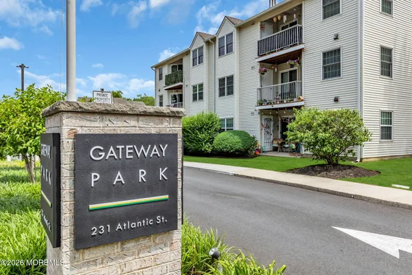 $319,500 | 4-231 Atlantic Street, Unit 39, Keyport, NJ 07735