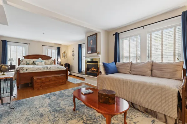 $1,500,000 | 67 Pleasant View Road, Bradford, NH 03221