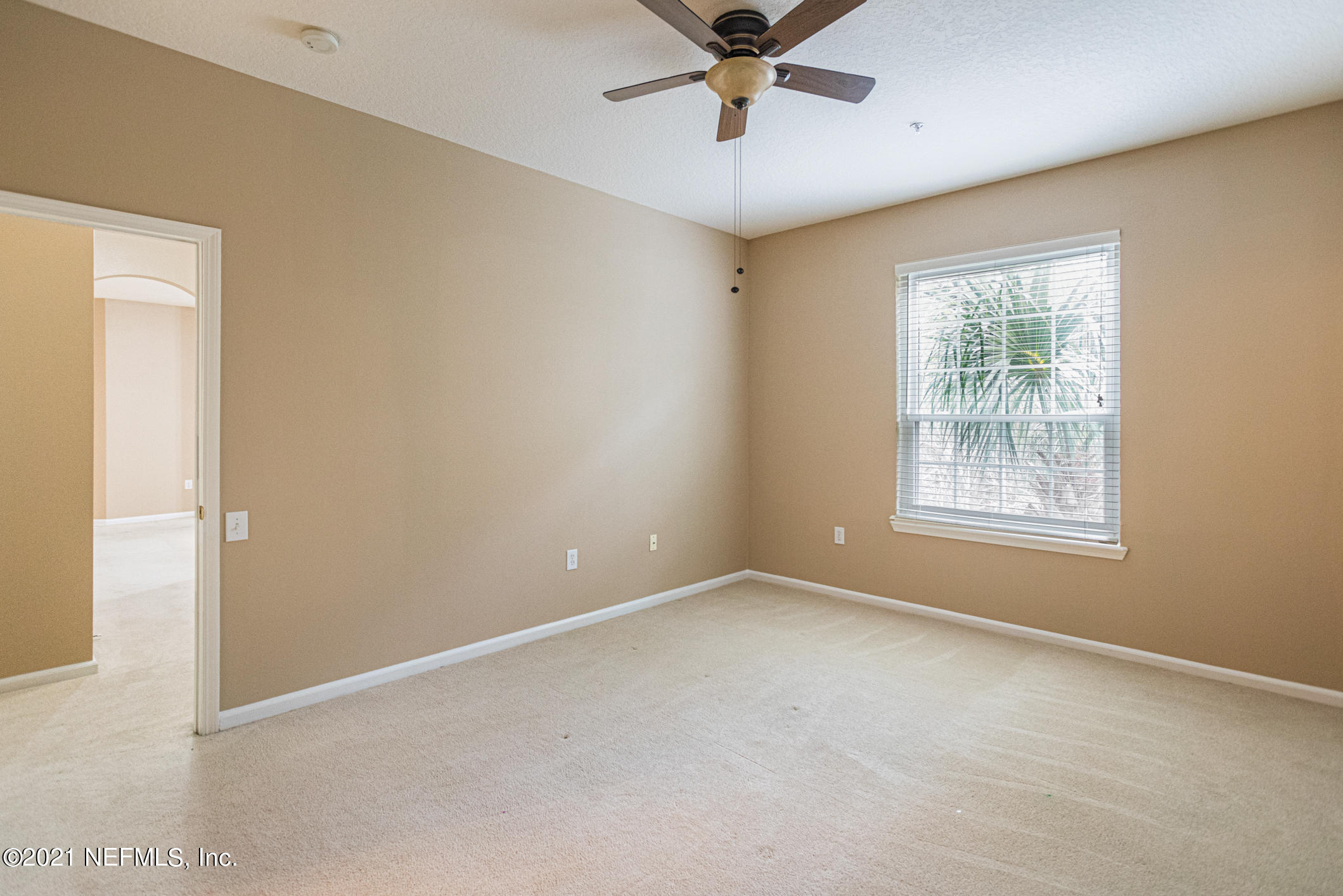 10550 Baymeadows Road, Unit 129 Jacksonville, FL 32256 - Photo 18 of 36 Bedroom 2