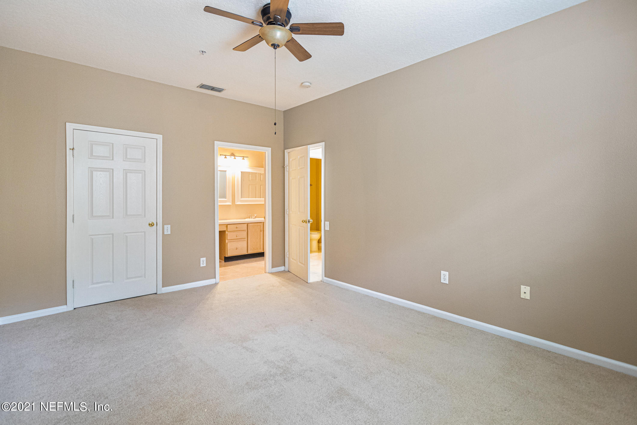 10550 Baymeadows Road, Unit 129 Jacksonville, FL 32256 - Photo 19 of 36 Bedroom 2