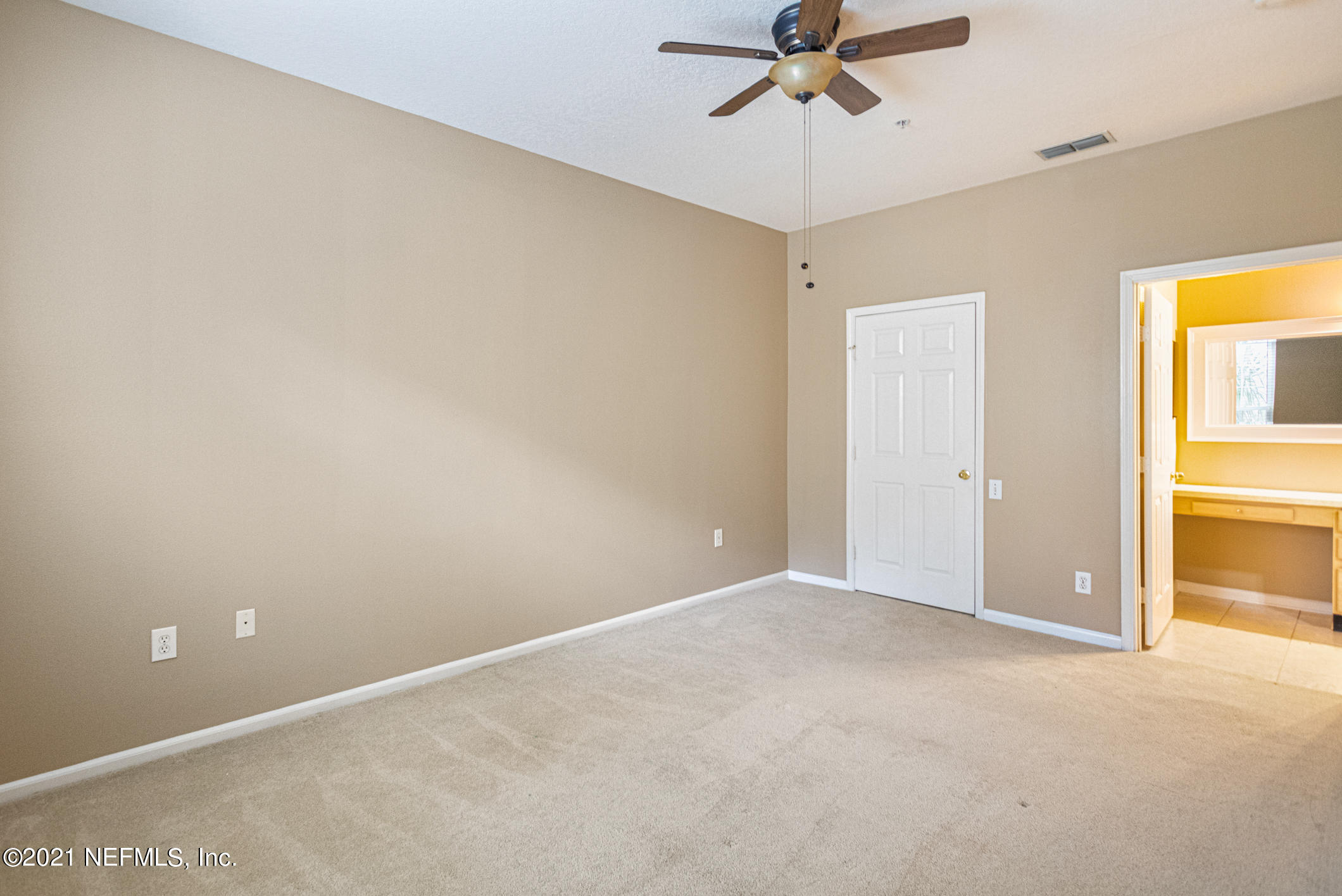 10550 Baymeadows Road, Unit 129 Jacksonville, FL 32256 - Photo 21 of 36 Bedroom 2