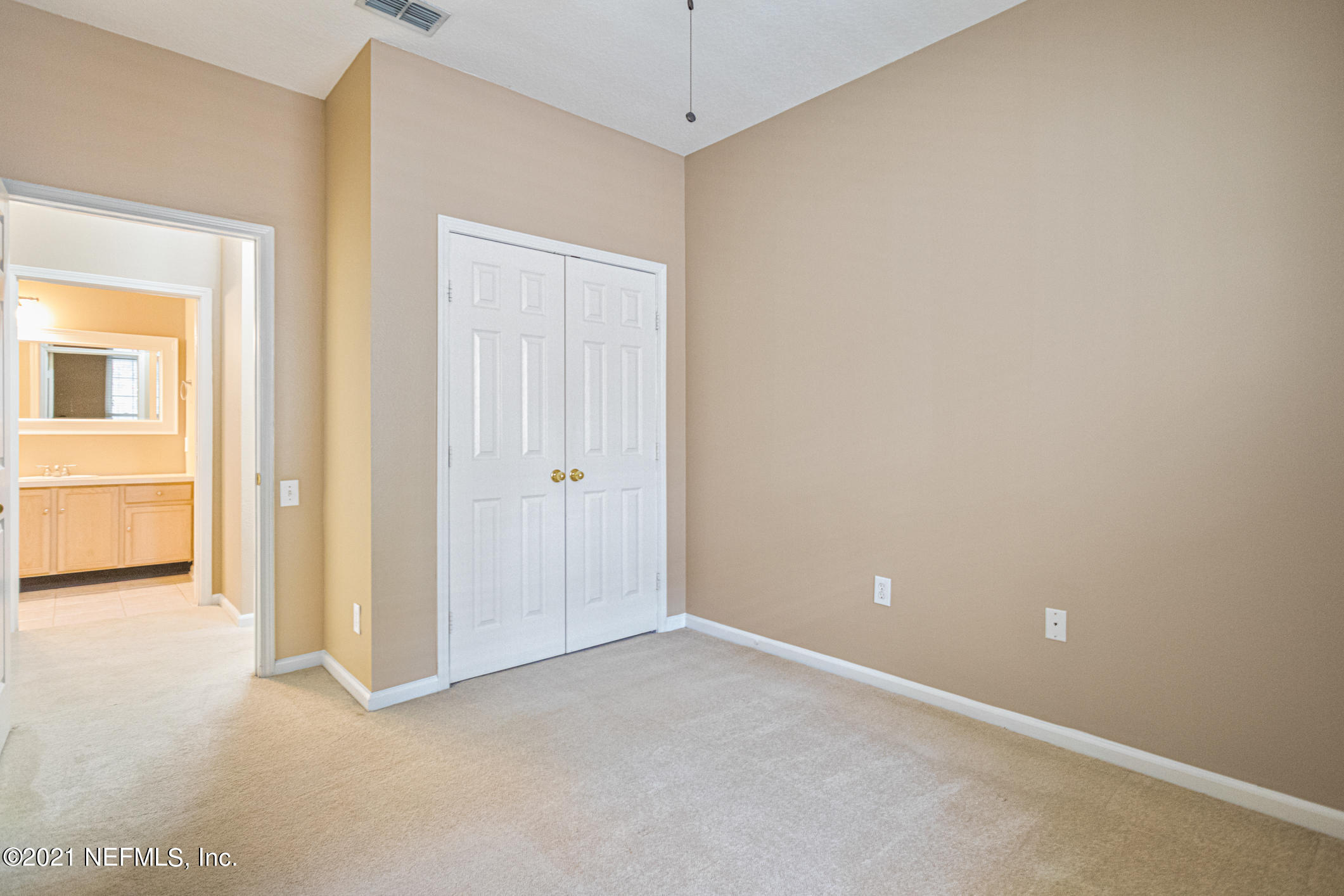 10550 Baymeadows Road, Unit 129 Jacksonville, FL 32256 - Photo 25 of 36 Bedroom 3