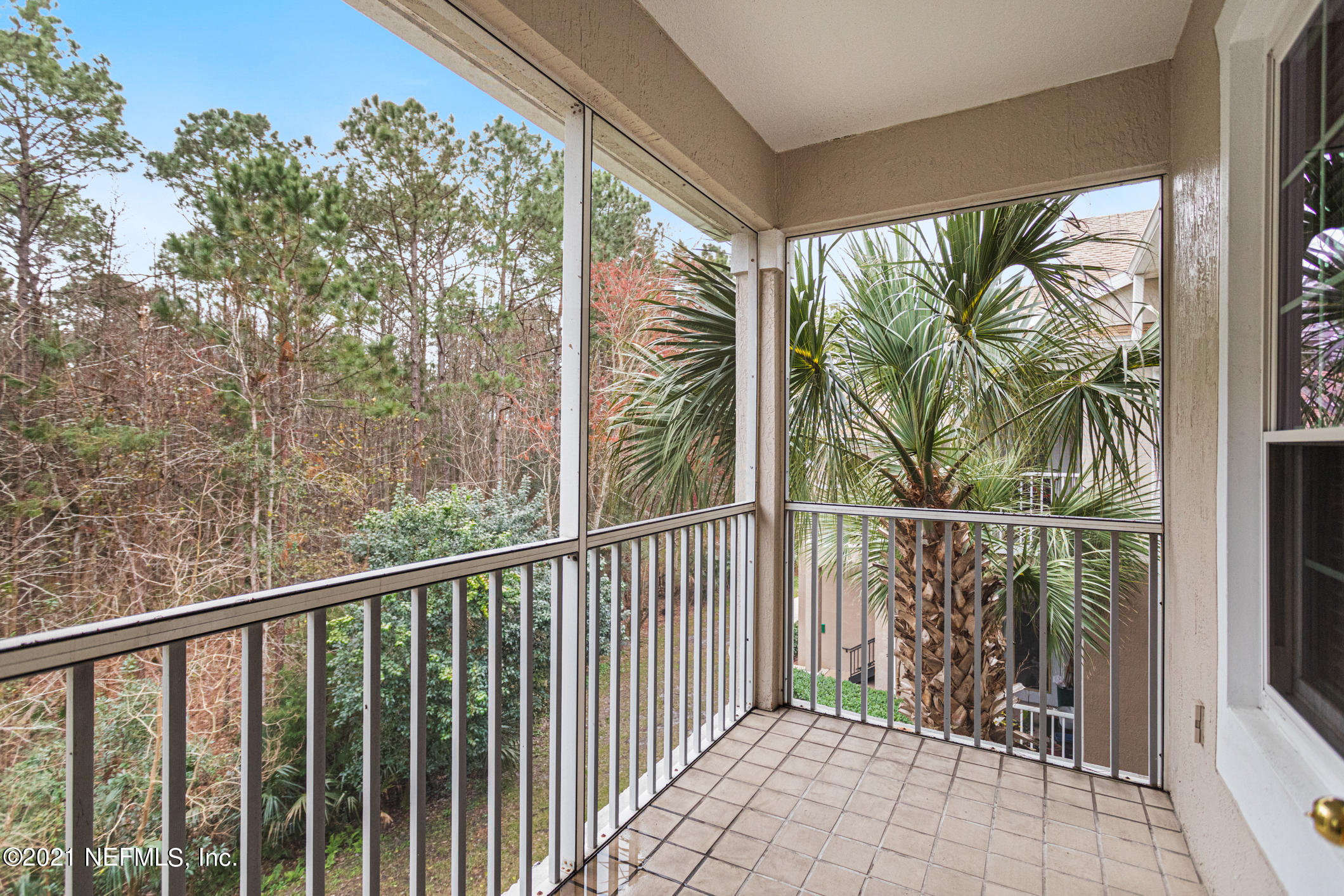 10550 Baymeadows Road, Unit 129 Jacksonville, FL 32256 - Photo 26 of 36 Screened Porch