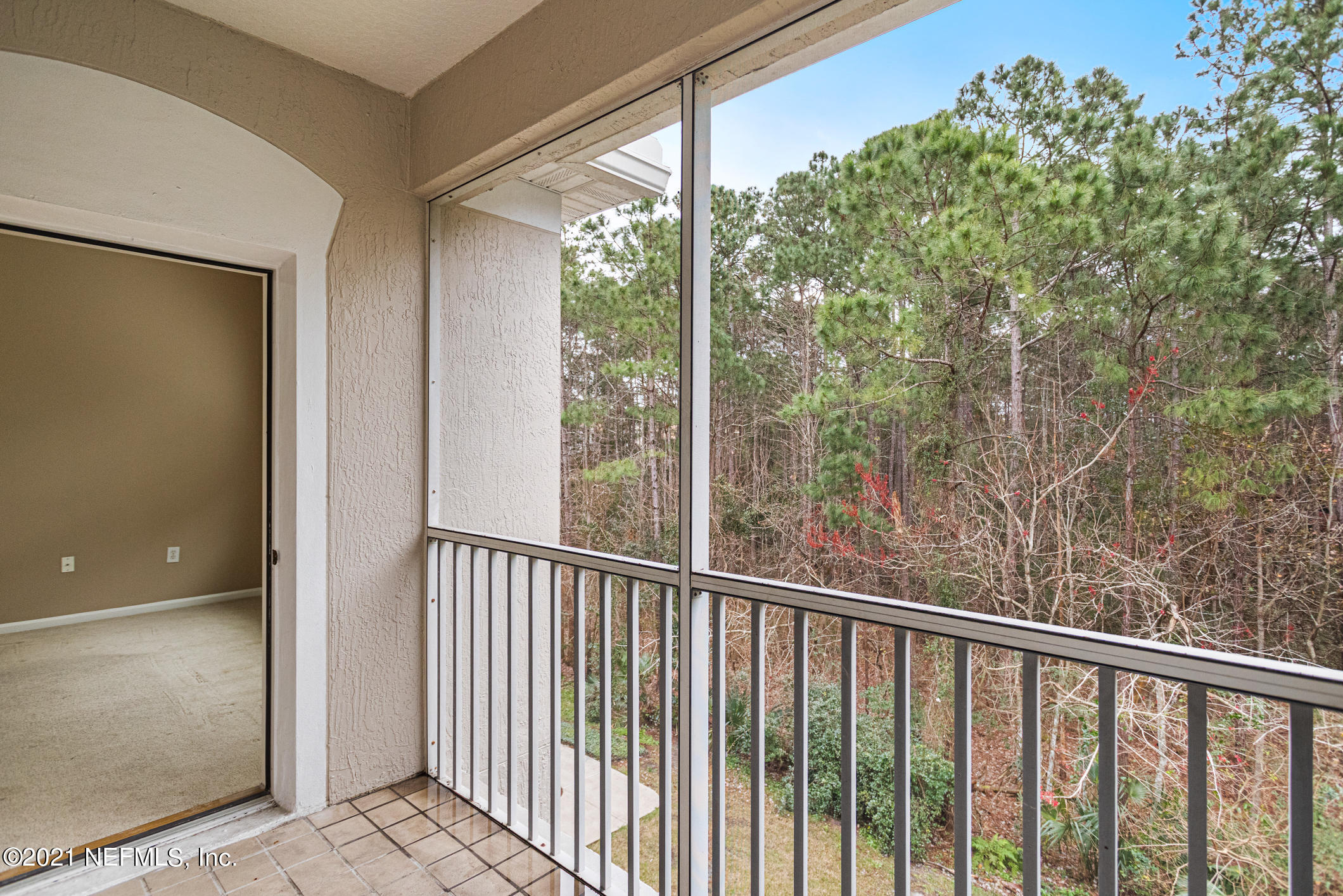 10550 Baymeadows Road, Unit 129 Jacksonville, FL 32256 - Photo 27 of 36 Screened Porch