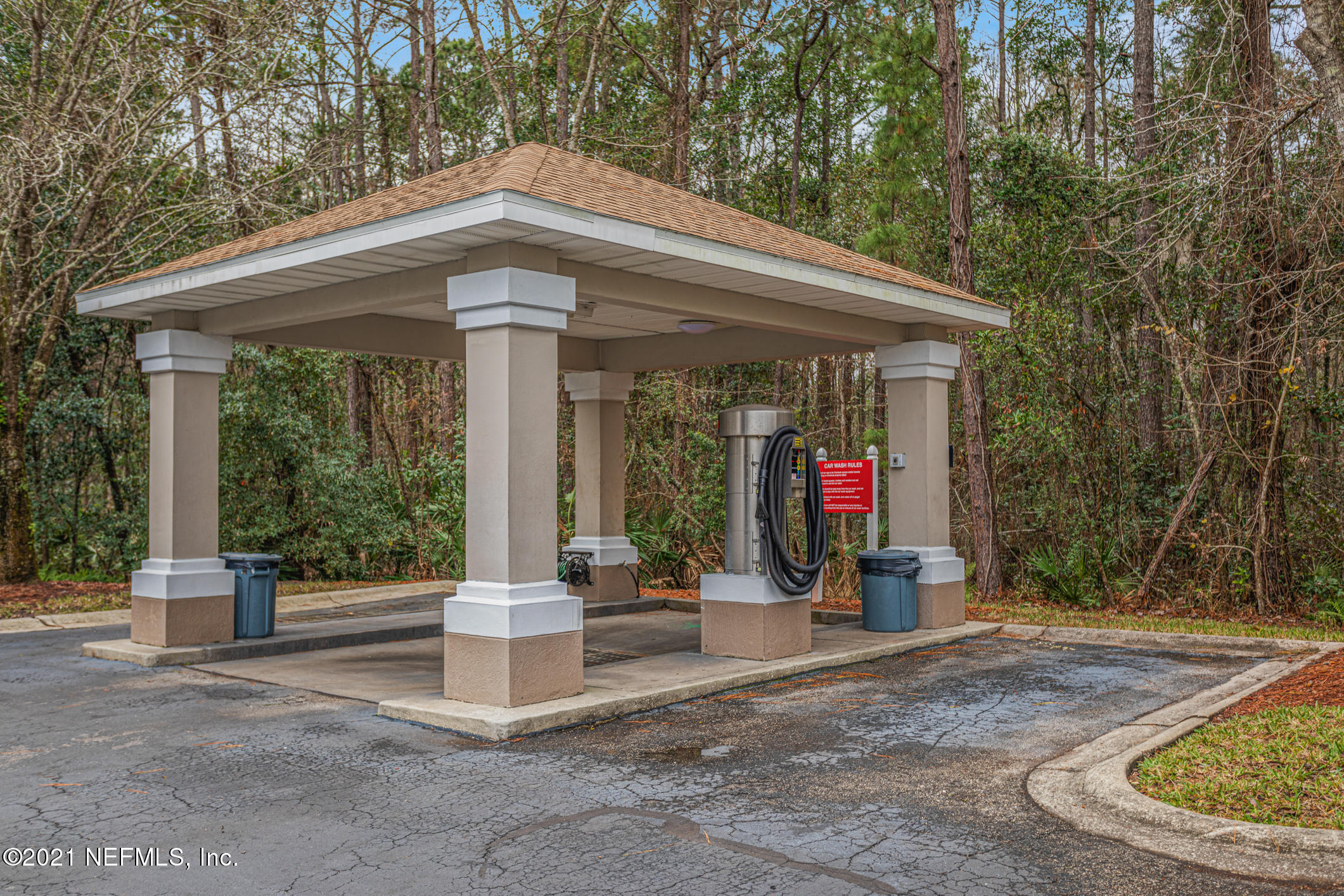 10550 Baymeadows Road, Unit 129 Jacksonville, FL 32256 - Photo 32 of 36 Amenities