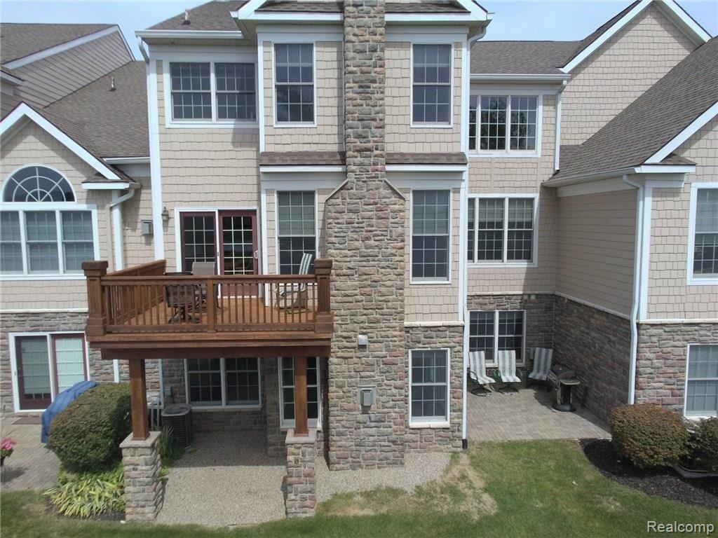 24981 Reeds Pointe Drive Novi, MI 48374 - Photo 3 of 66