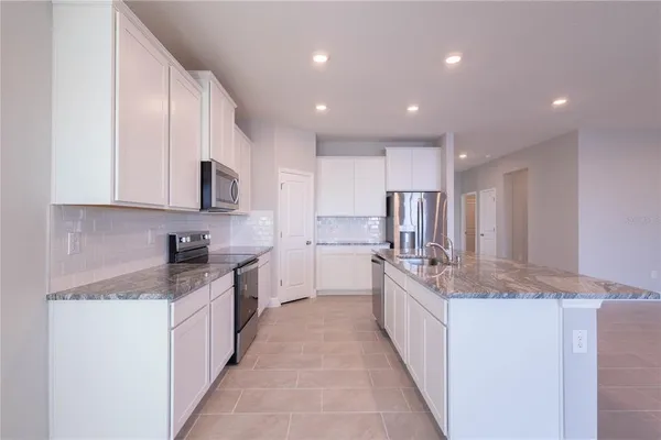 $3,100 | 345 Mangrove Manor Drive, Apollo Beach, FL 33572