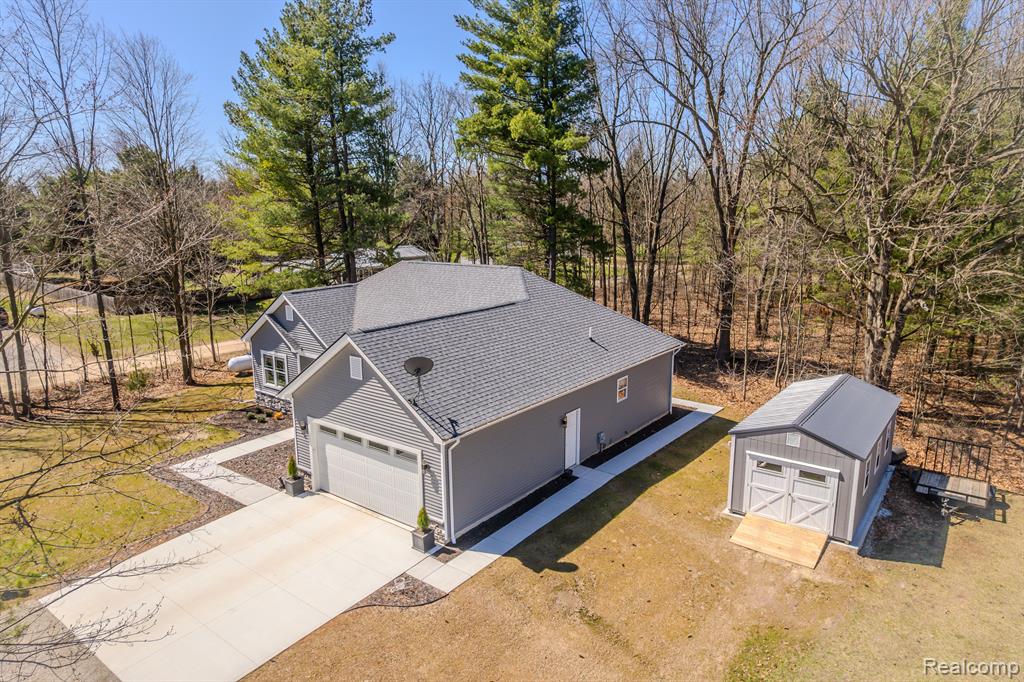 114 Larson Road Attica, MI 48412 - Photo 5 of 34 Gallery Image 5
