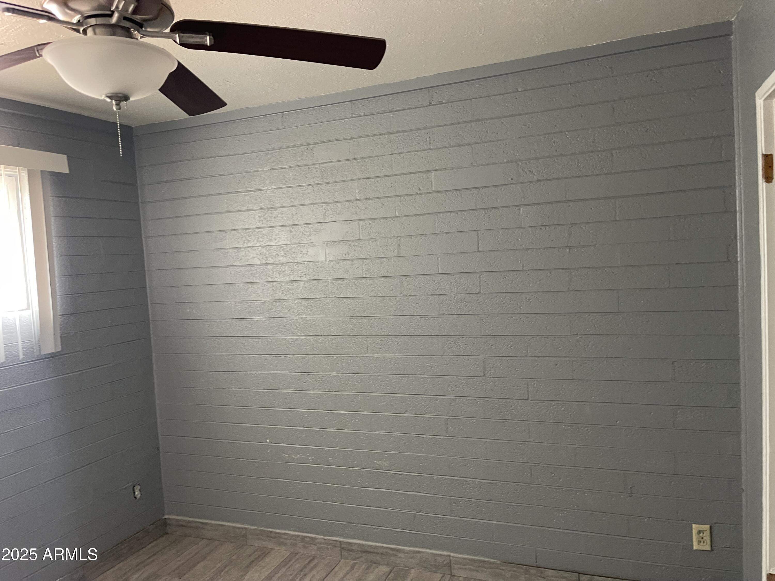 3137 North 37th Drive Phoenix, AZ 85019 - Photo 6 of 10 casa9