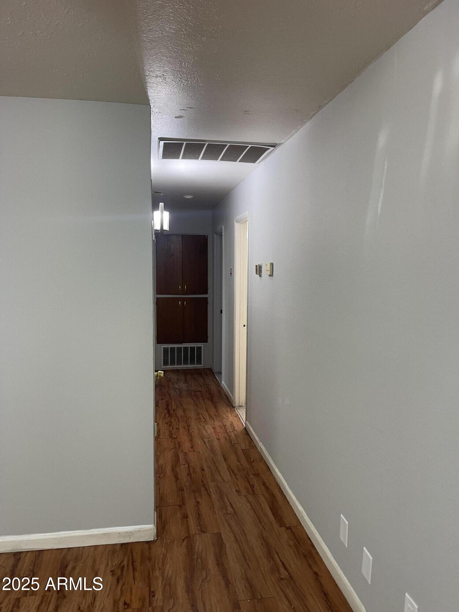 3137 North 37th Drive Phoenix, AZ 85019 - Photo 9 of 10 casa12