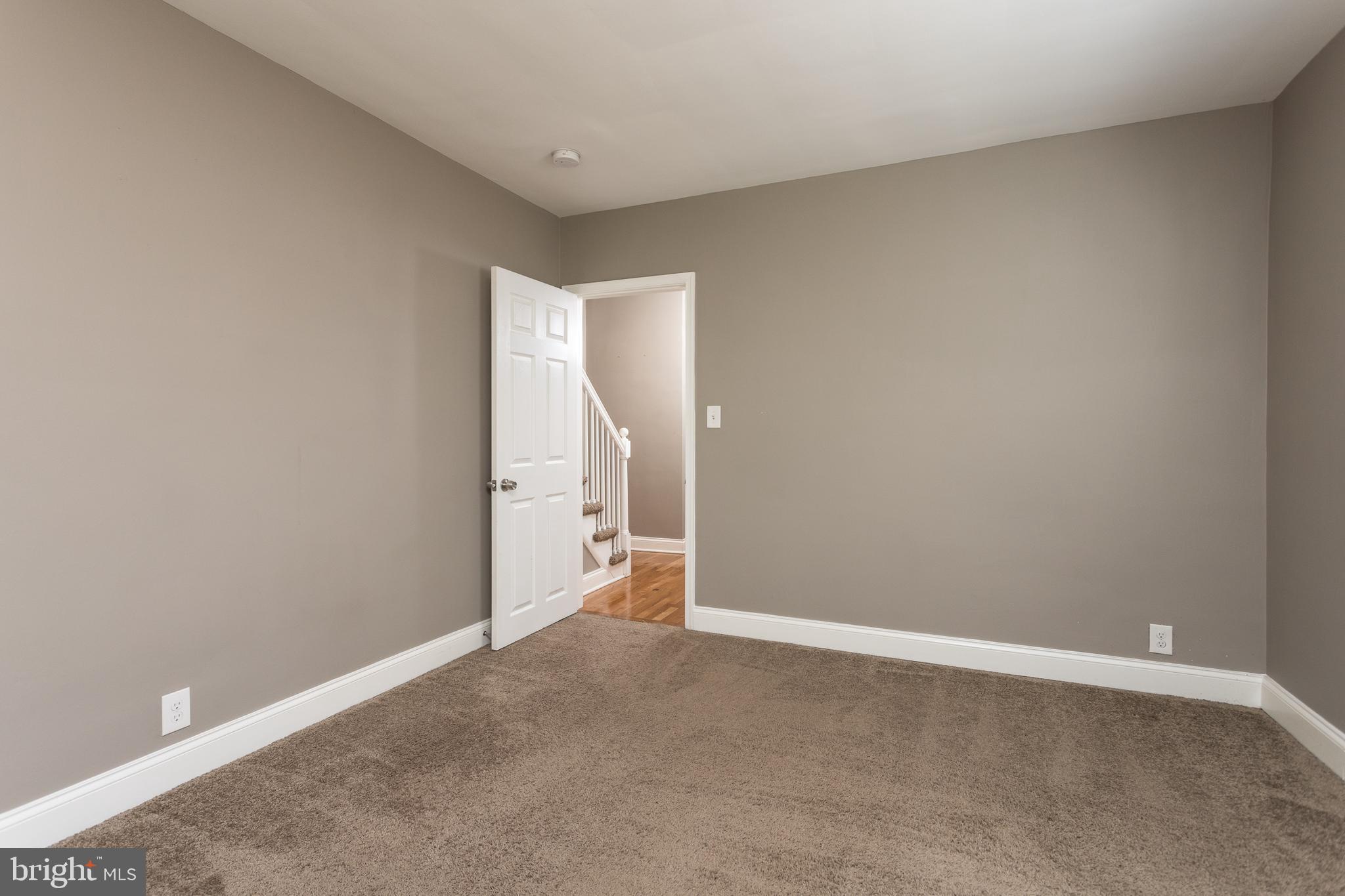 4304 Kensington Road Baltimore, MD 21229 - Photo 16 of 34 Gallery Image 16