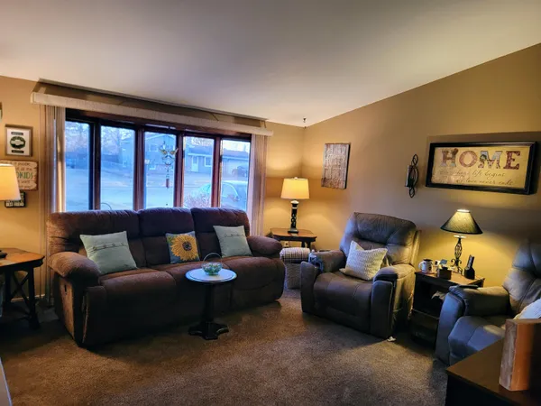 $269,900 | 224 Dorothy Lane, Manawa, WI 54949