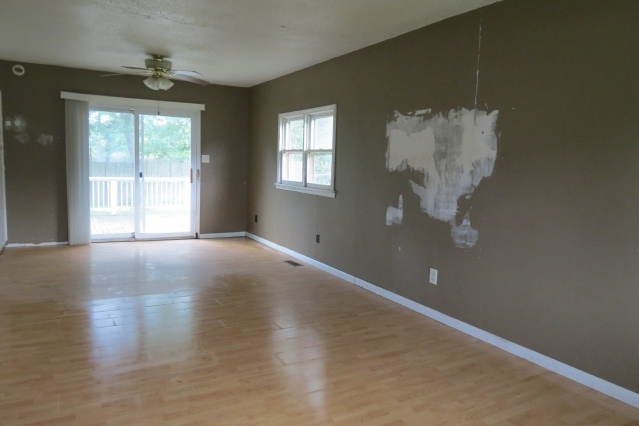 2101 East Royerton Road Muncie, IN 47303 - Photo 3 of 12 Gallery Image 3