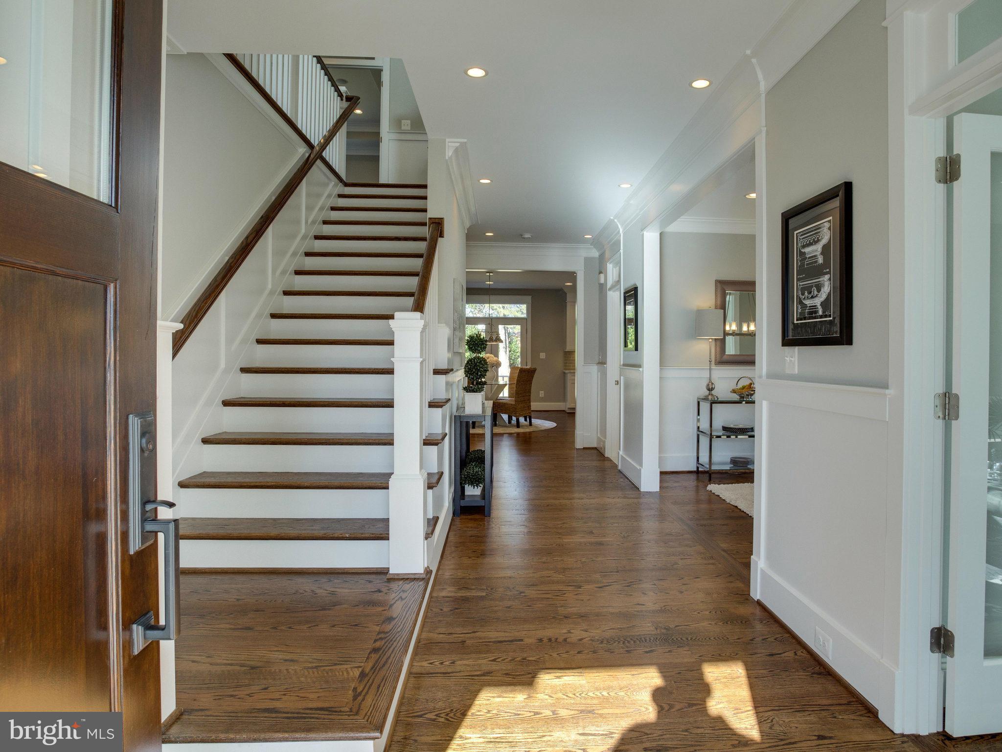 4625 41st Street North McLean, VA 22101 - Photo 3 of 30 Interior (General)