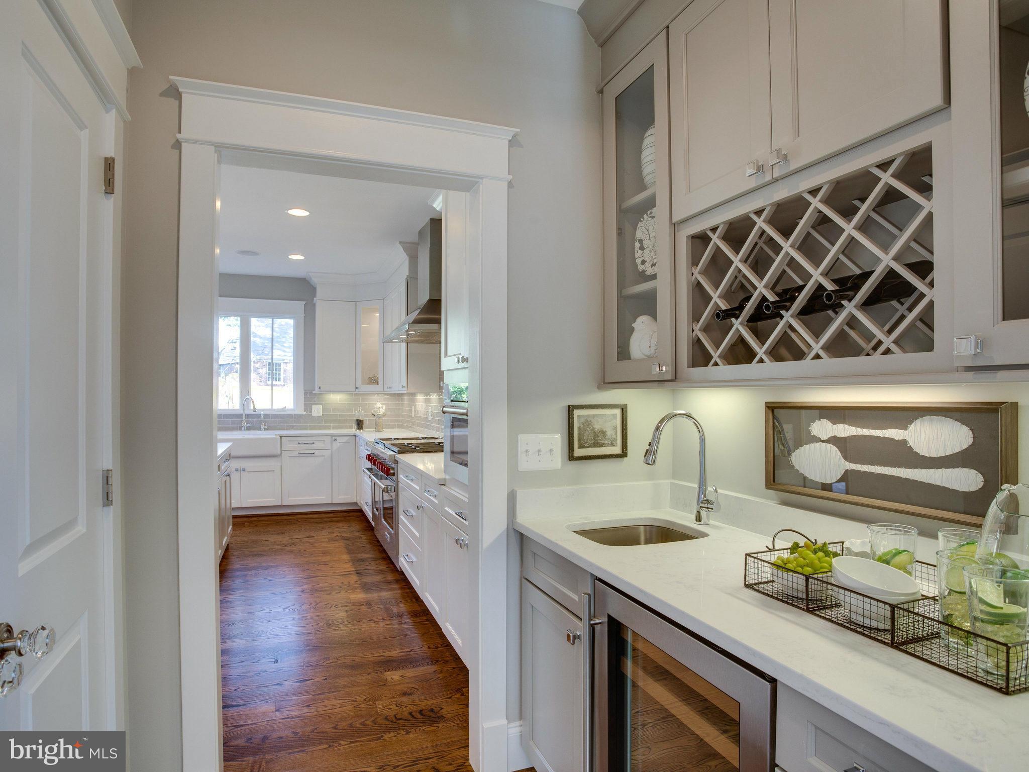 4625 41st Street North McLean, VA 22101 - Photo 6 of 30 Interior (General)