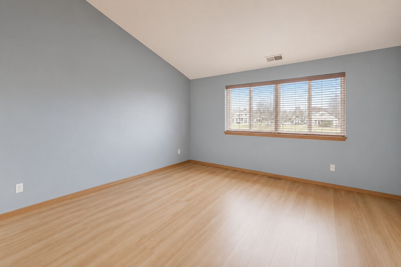 1052 Ripple Ridge Darien, IL 60561 - Photo 7 of 9