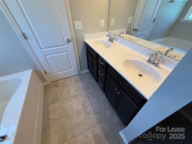 $2,625 | 15124 Evergreen House Drive, Charlotte, NC 28273