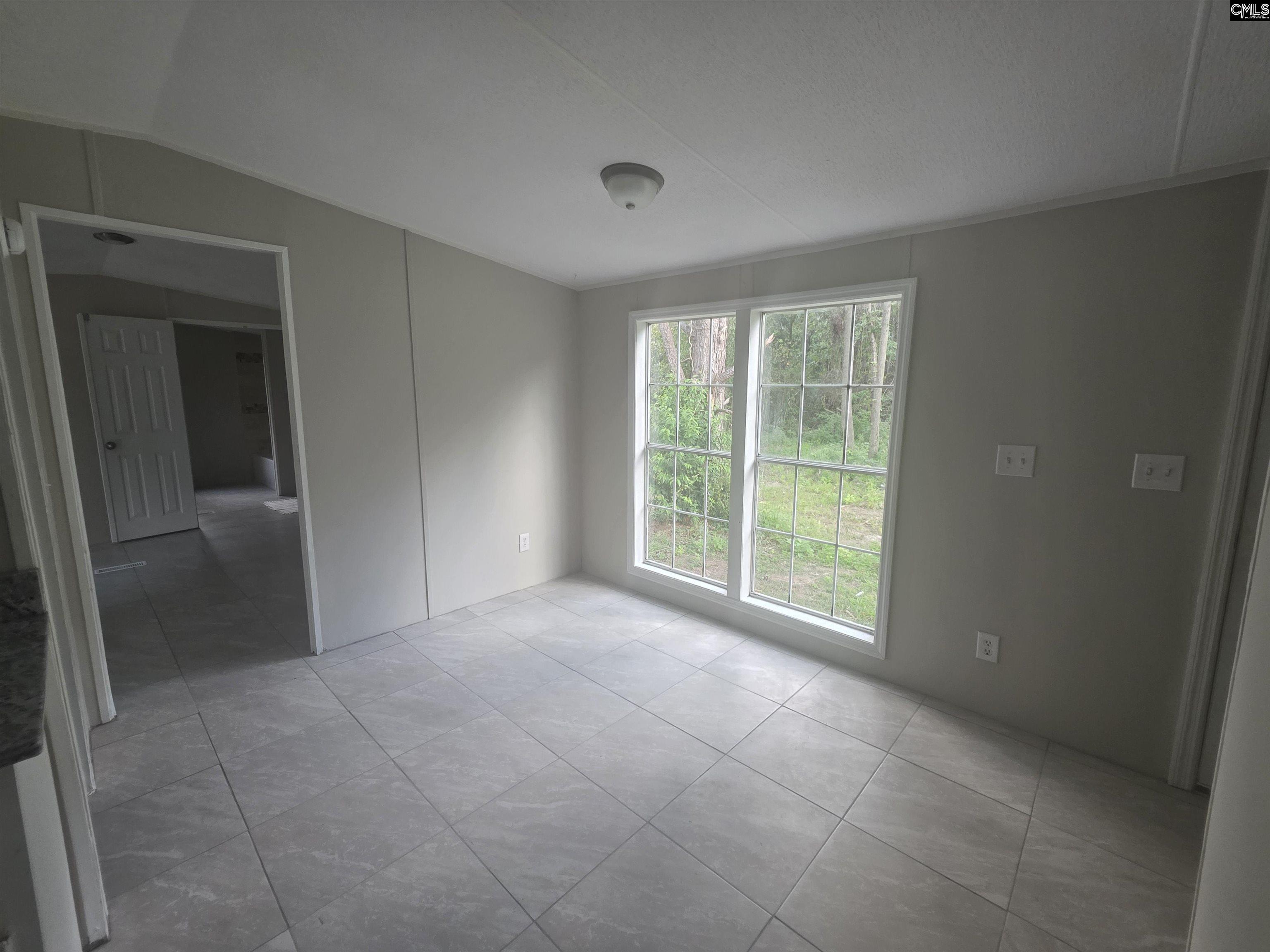 1527 Middlepen Road Southeast Orangeburg, SC 29115 - Photo 9 of 18