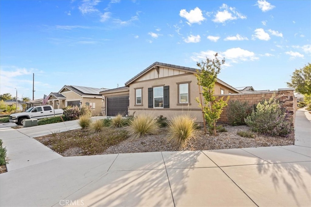 7558 Baerss Road Riverside, CA 92507 - Photo 4 of 38
