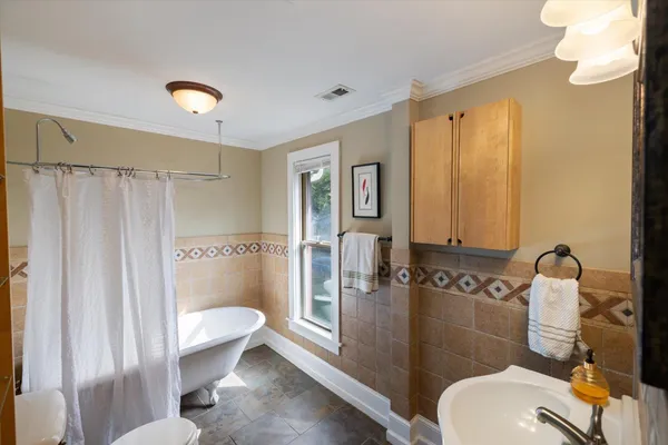 $499,000 | 1001 26th Avenue Northeast, Minneapolis, MN 55418