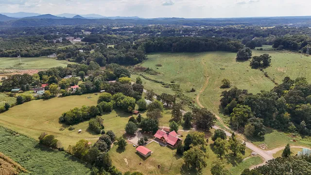$625,000 | 388 Patty Road, Benton, TN 37307