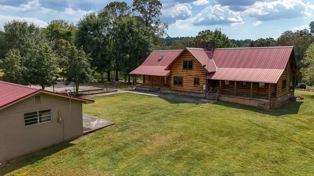 $625,000 | 388 Patty Road, Benton, TN 37307