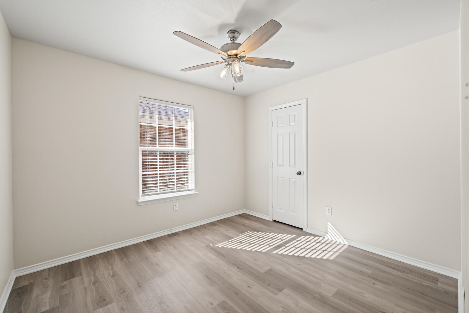 6537 93rd Street Lubbock, TX 79424 - Photo 11 of 15 11