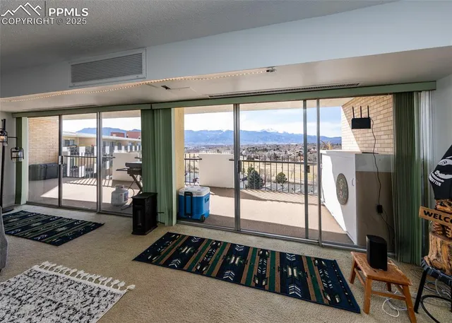 $150,000 | 411 Lakewood Circle, Unit A1204, Colorado Springs, CO 80910