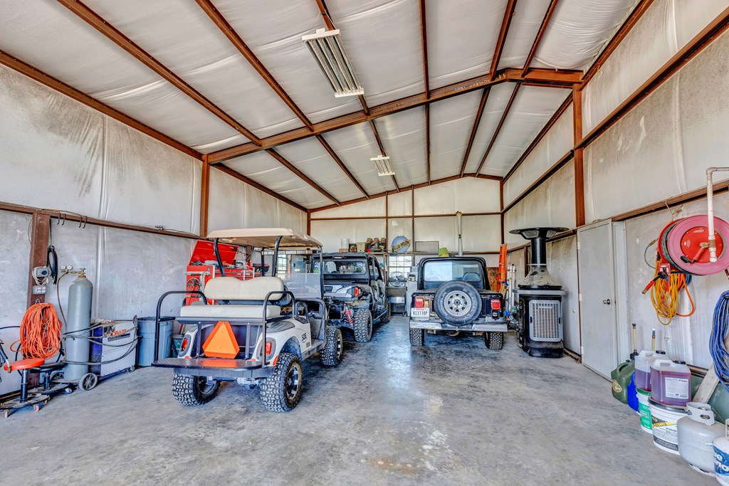 5016 Old Harper Road Fredericksburg, TX 78624 - Photo 23 of 26 Gallery Image 23