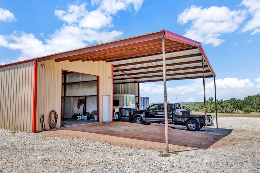 5016 Old Harper Road Fredericksburg, TX 78624 - Photo 24 of 26 Gallery Image 24