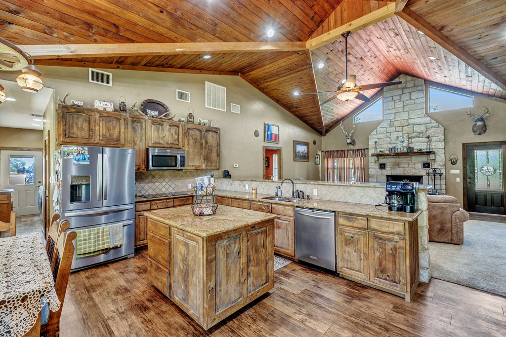 5016 Old Harper Road Fredericksburg, TX 78624 - Photo 4 of 26 Gallery Image 4