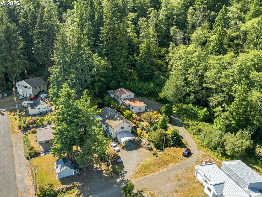305 9th Street Garibaldi, OR 97118 - Photo 11 of 48 Gallery Image 11