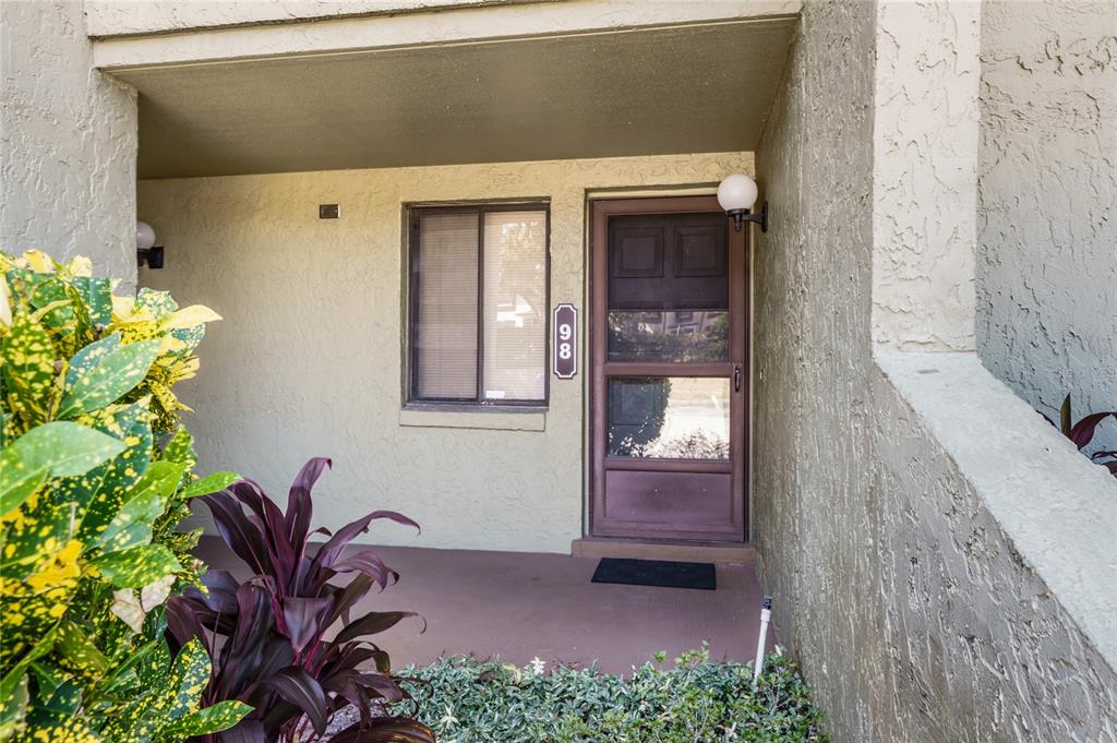 10 Escondido Cir Unit 98  